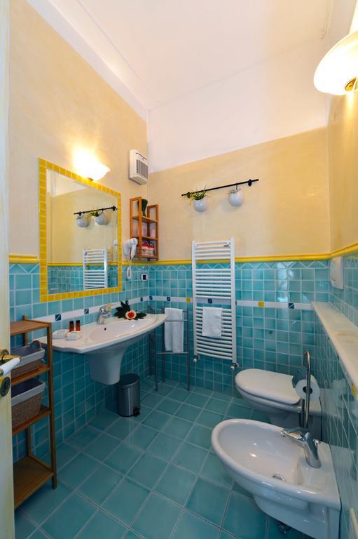 B&B Sognava サレルノ 部屋 写真