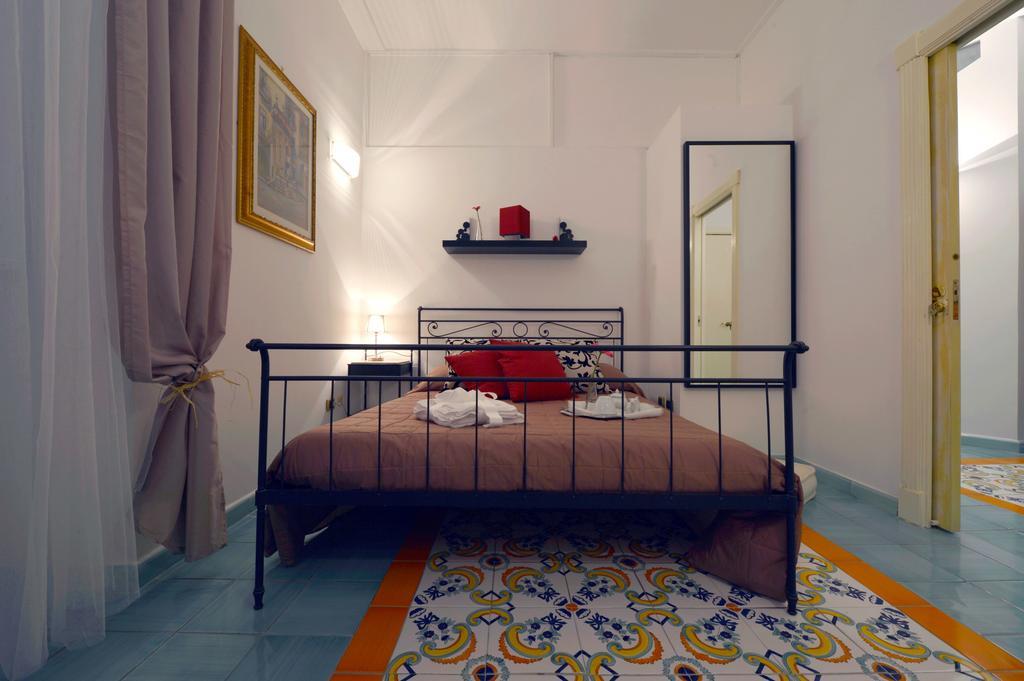 B&B Sognava サレルノ 部屋 写真