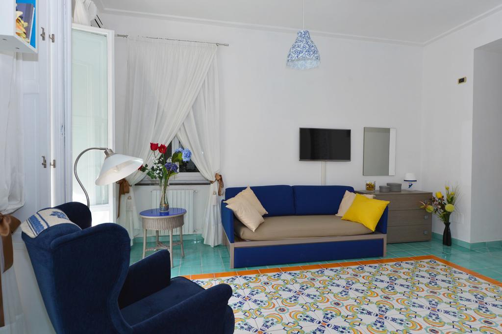 B&B Sognava サレルノ 部屋 写真