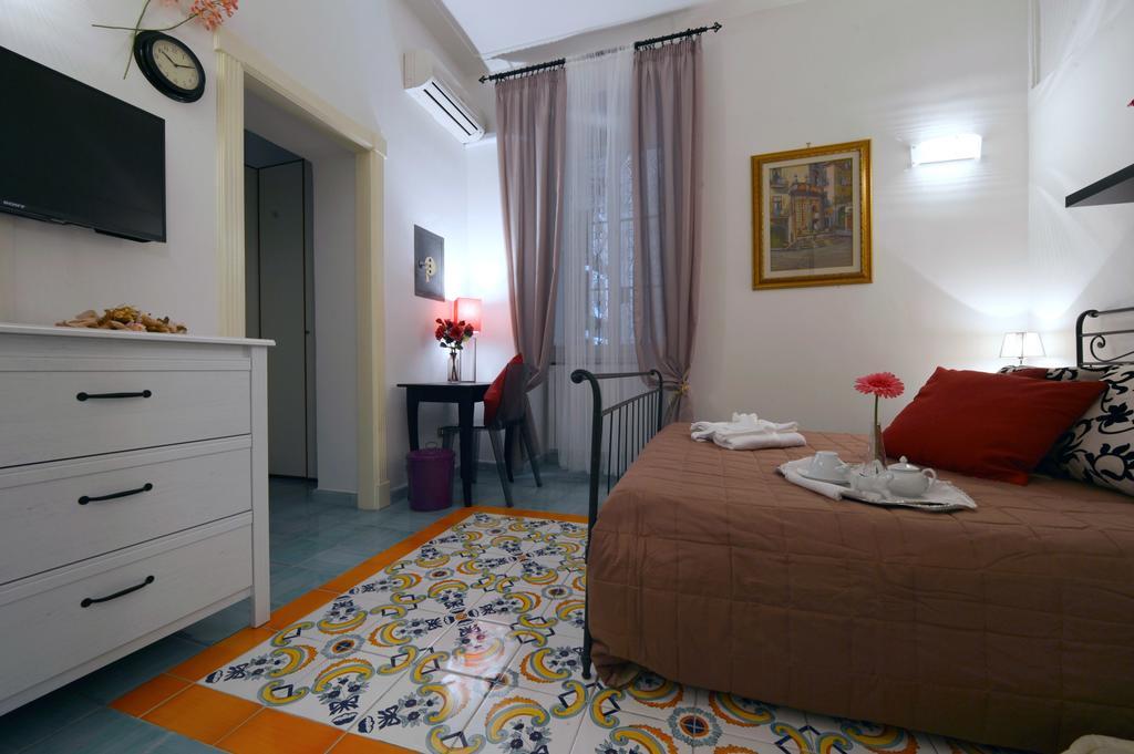 B&B Sognava サレルノ 部屋 写真